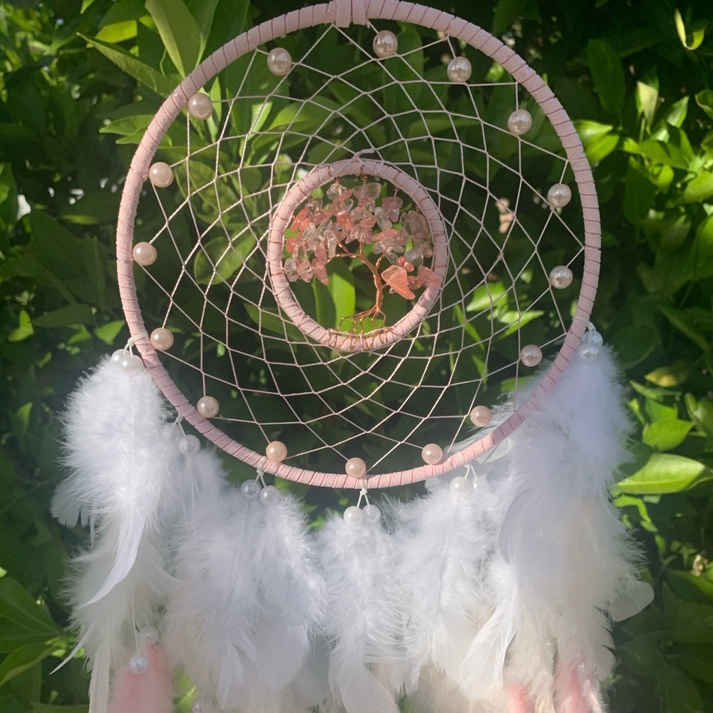 Dreamcatcher: Pink/White Feathery Pearly Rose Quartz - Picture 3 of 4